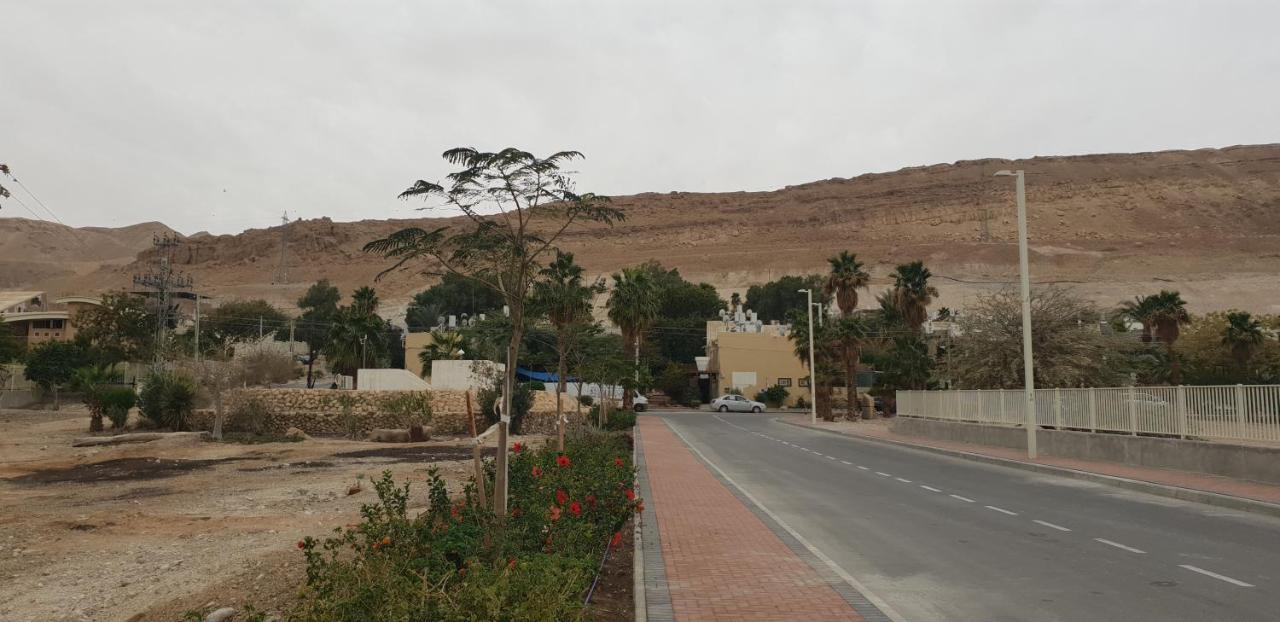 Naama Rooms For Rent Neve Zohar Exterior foto